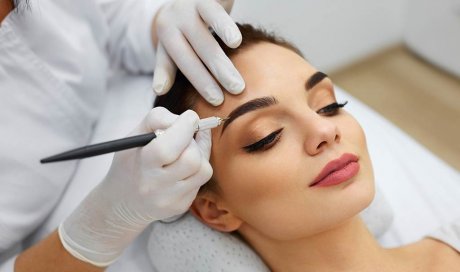 Comment se déroule un maquillage permanent ?